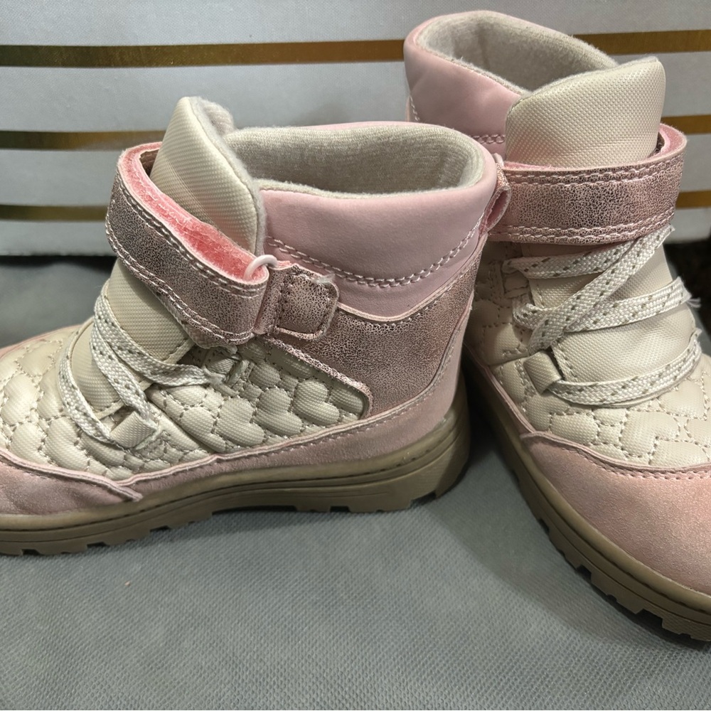 Pink boots - Picture 2 of 3